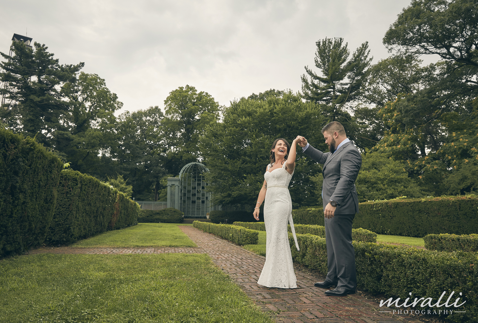 Nassua County Museum of Art / Sea Cliff Manor Wedding Photos Roslyn